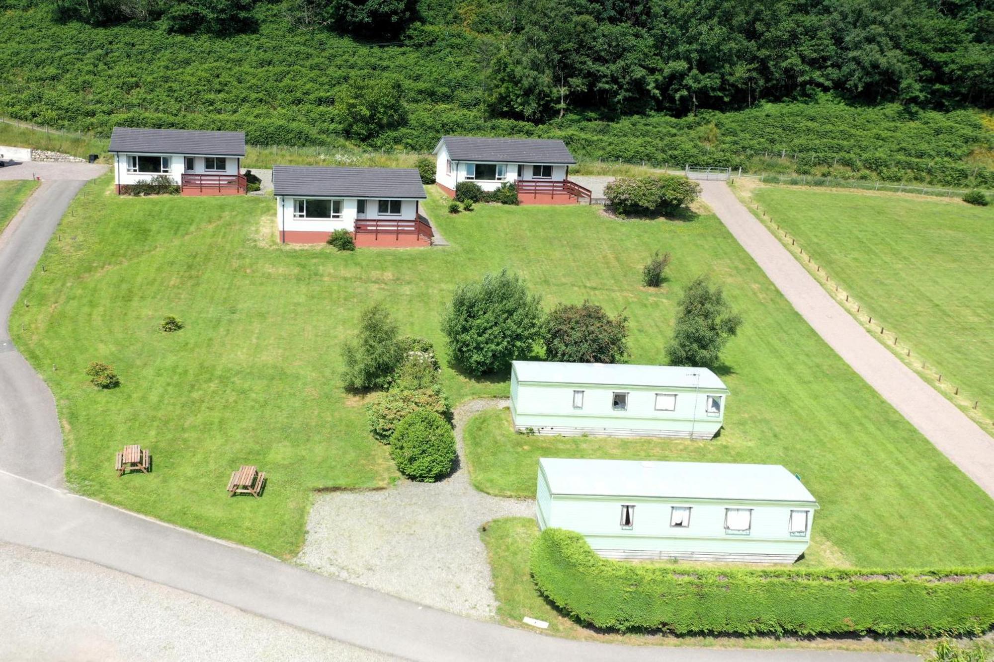 Ash, Birch And Rowan Self Catering Cabins Онич Номер фото